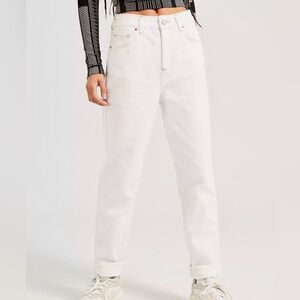 BDG High-Waisted Mom Jeans (Ivory)